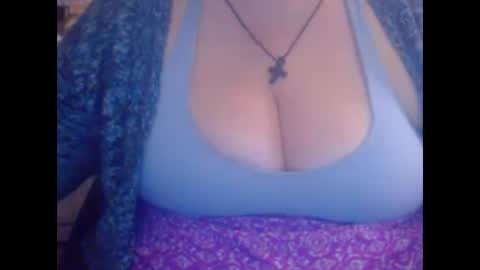 Snapshot of miamimistress chatting on 02/20/25, 02:35 maya online show from 02/20/25, 02:35