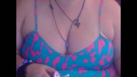 maya online show from 11/01/25, 09:44