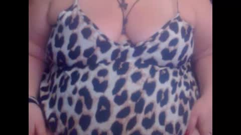 maya online show from 11/11/25, 08:03