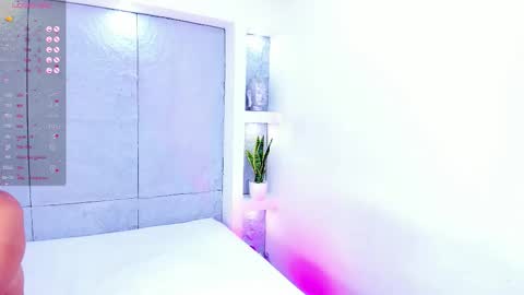 Mia Mistrex online show from 09/28/25, 04:51