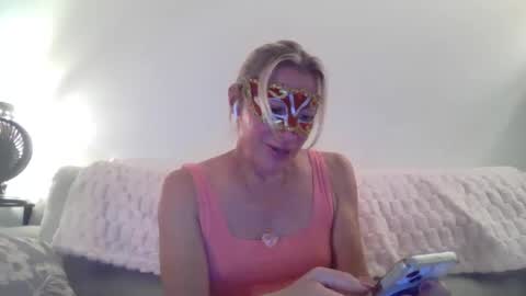 miamitransgirl305 online show from 04/05/26, 03:04