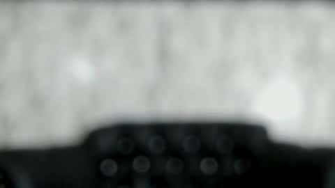 Snapshot of miamontoya chatting on 01/11/25, 04:57 Mia   -5 7001400 Follow  online show from 01/11/25, 04:57