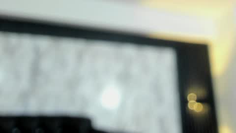 Snapshot of miamontoya chatting on 02/01/25, 12:29 Mia   -5 7001400 Follow  online show from 02/01/25, 12:29