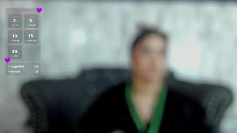 Snapshot of miamontoya chatting on 02/06/25, 11:37 Mia   -5 7001400 Follow  online show from 02/06/25, 11:37