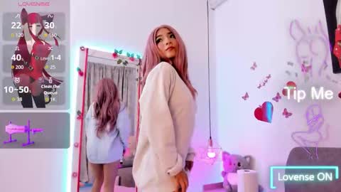 mia online show from 04/27/26, 12:58