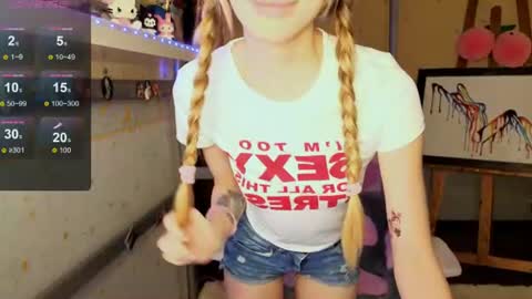 MiaMoon online show from 07/04/26, 02:01