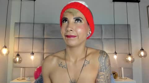 Snapshot of miamorgann chatting on 12/24/24, 02:54 Mia Morgann online show from 12/24/24, 02:54