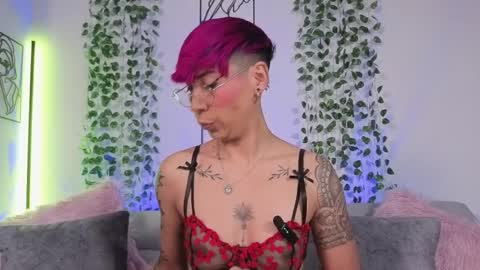 Mia Morgann online show from 04/06/26, 02:40