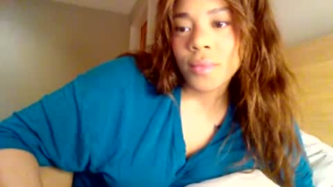 MiaMuffn online show from 12/08/24, 08:41