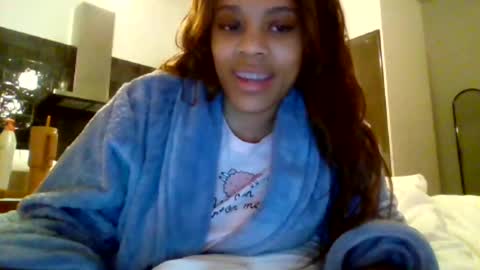 MiaMuffn online show from 02/02/25, 04:15