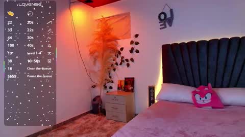 Snapshot of miaoconell chatting on 01/15/26, 10:13 miaoconell online show from 01/15/26, 10:13