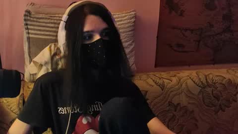 Kristien online show from 12/13/25, 07:53