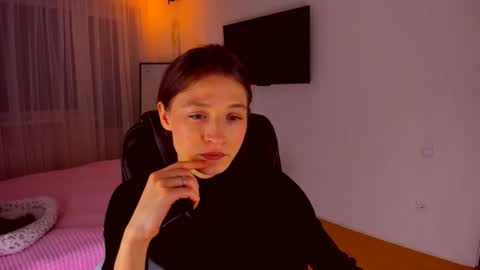 Snapshot of miapaw chatting on 02/28/26, 07:04 Mia online show from 02/28/26, 07:04