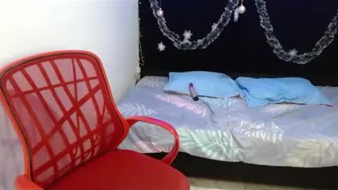 Mia Peyton   online show from 12/06/24, 07:23