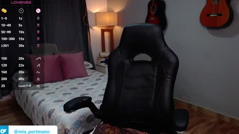 Snapshot of miaportman chatting on 01/03/25, 01:58 MIAPORTMANN online show from 01/03/25, 01:58