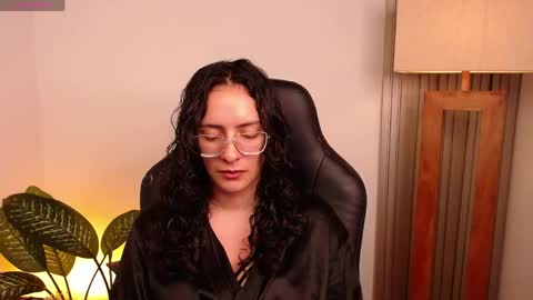 MIAPORTMANN online show from 04/16/26, 11:40