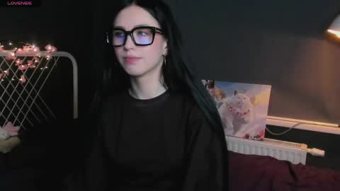 Snapshot of miarielle chatting on 04/18/26, 05:39 Liz online show from 04/18/26, 05:39