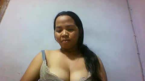 Snapshot of miarii chatting on 06/04/26, 03:51 miarii online show from 06/04/26, 03:51