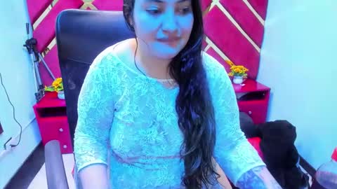 MiaRouse online show from 02/13/26, 06:20