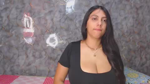 miarouse1531 online show from 12/14/25, 04:01