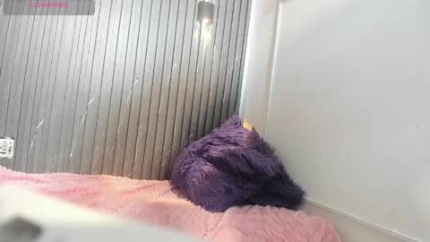 miasalazar9 online show from 04/28/26, 02:27