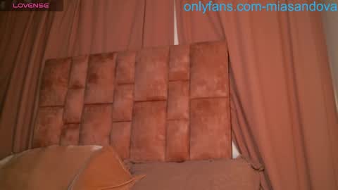 miasaandovaal 22 online show from 03/01/26, 08:00