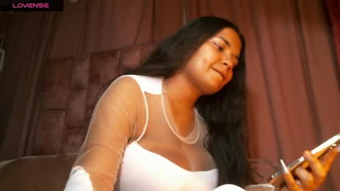 Snapshot of miasandoval_22 chatting on 05/04/26, 09:22 miasaandovaal 22 online show from 05/04/26, 09:22