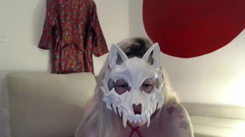 Snapshot of miashibari chatting on 10/06/25, 06:11 Mia online show from 10/06/25, 06:11