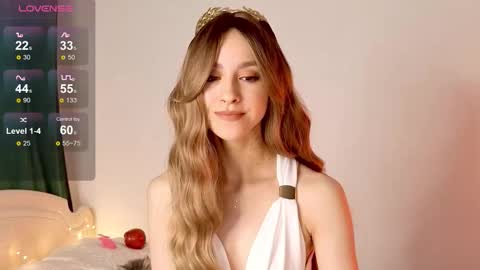 Snapshot of miasweetashoney chatting on 10/31/25, 05:41 Mia online show from 10/31/25, 05:41