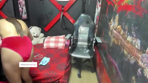 Mariana online show from 09/16/25, 12:17