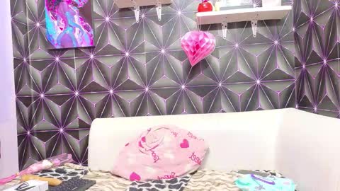 Mariana online show from 02/15/26, 04:20