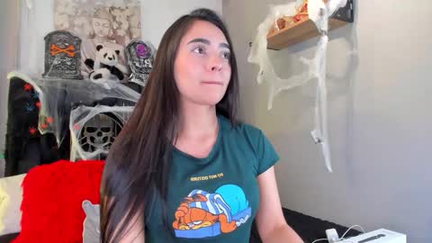 Snapshot of miavelvet1 chatting on 10/29/25, 02:58 miavelvet1 online show from 10/29/25, 02:58