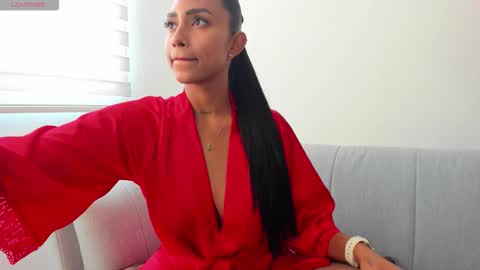 Mia Velvet  online show from 12/18/25, 07:09