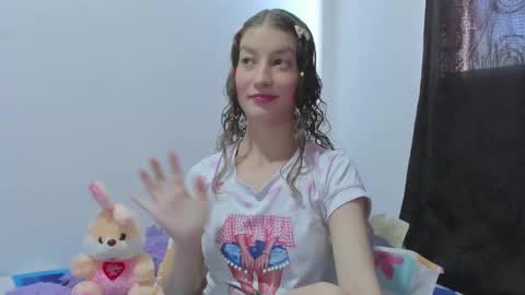 Snapshot of miavolkova_ chatting on 09/09/25, 08:52  Chloe  online show from 09/09/25, 08:52