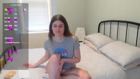 Mia  online show from 02/17/25, 03:53