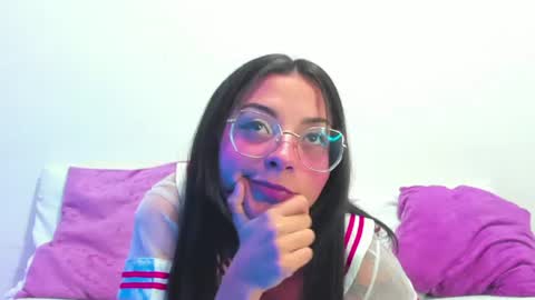MiaWeiss online show from 06/30/26, 03:35