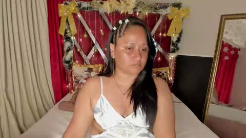 micaelahott_ online show from 12/14/25, 03:34