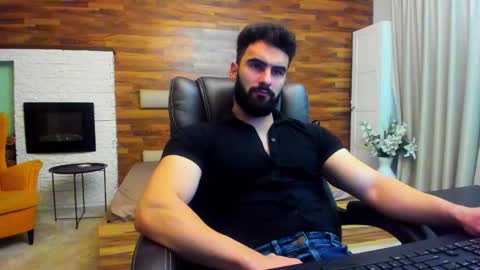 MicahLane online show from 12/05/25, 06:00