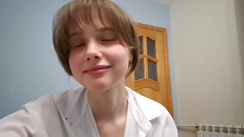 Snapshot of micasulejmanovski chatting on 10/01/25, 04:24 Luna online show from 10/01/25, 04:24