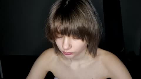 Luna online show from 12/20/25, 03:19