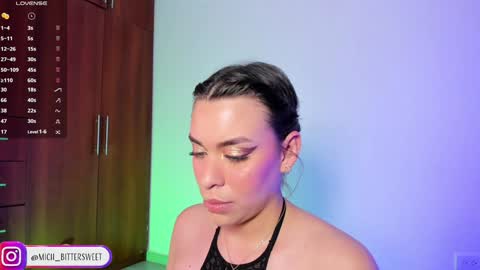 Snapshot of mich_bittersweet chatting on 02/05/25, 05:53 online show from 02/05/25, 05:53