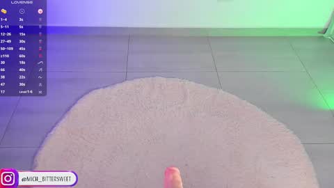 Snapshot of mich_bittersweet chatting on 02/10/25, 06:24 online show from 02/10/25, 06:24