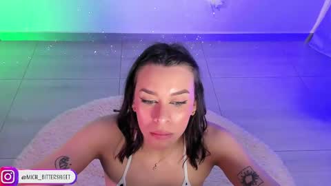 Snapshot of mich_bittersweet chatting on 02/17/25, 06:48 online show from 02/17/25, 06:48