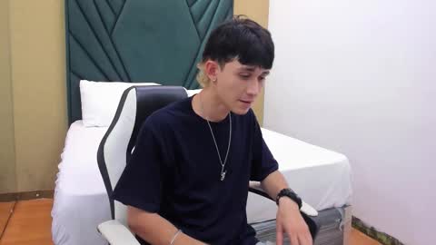 Michael online show from 10/25/25, 08:58