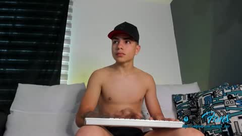 Michael Boy online show from 10/17/25, 08:33