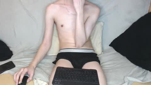 Michael online show from 11/05/25, 06:46