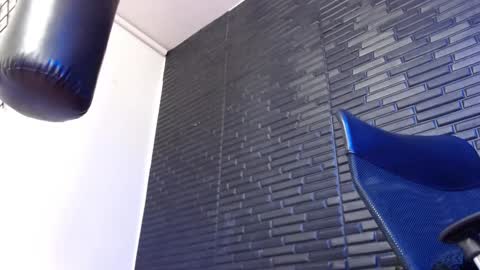 Michael Daviss online show from 01/02/25, 01:51