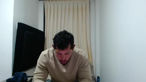 Snapshot of michael_daviss1 chatting on 05/21/26, 10:28 Michael Daviss online show from 05/21/26, 10:28