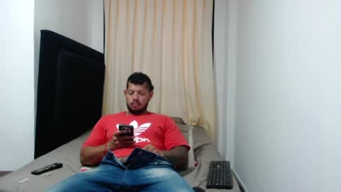 Snapshot of michael_daviss1 chatting on 06/07/26, 04:55 Michael Daviss online show from 06/07/26, 04:55