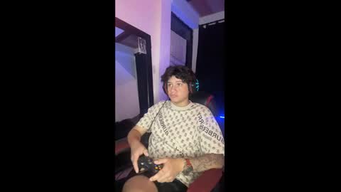 Snapshot of michael_kendall0 chatting on 12/02/24, 10:34 michael independent model  online show from 12/02/24, 10:34